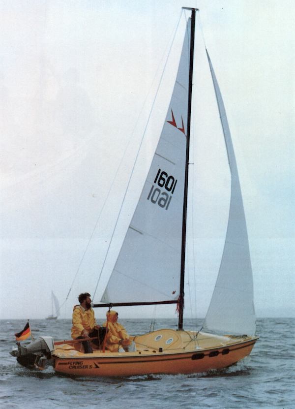 sailboatdata 210