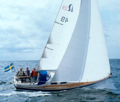HALLBERG-RASSY 29 photo