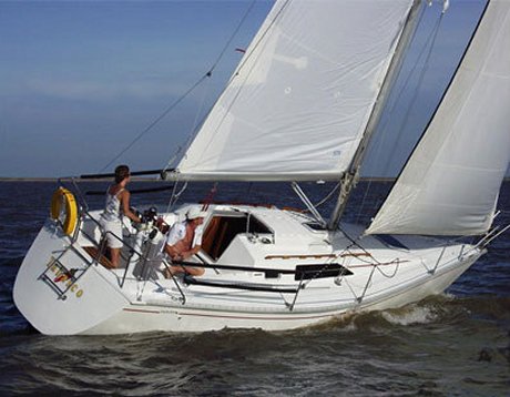 28 foot hunter sailboat