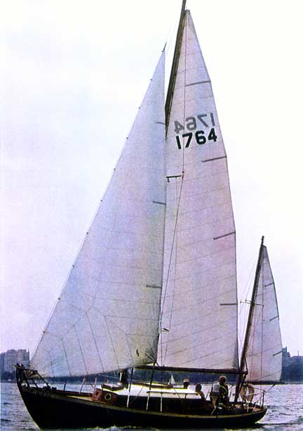 500 ft sailboat