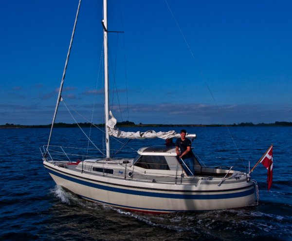 lm 26 sailboat