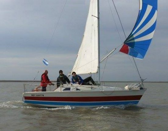 famous sailboat under sails, j class racing america’s cup