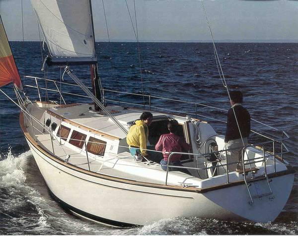 s2 11.0 sailboat