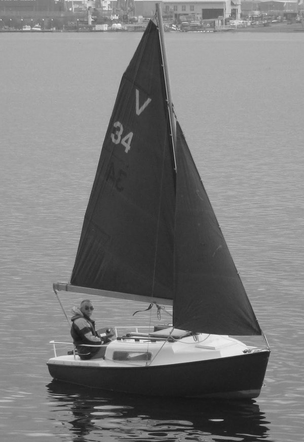 voyager 14 sailboat for sale
