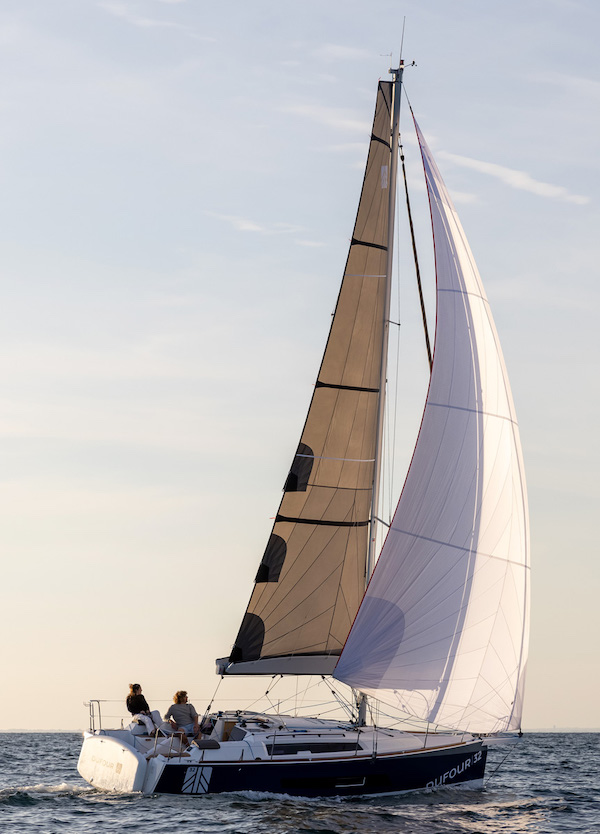 dufour sailboatdata