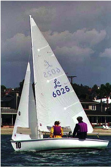 lido 14 sailboat review