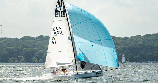MELGES 19